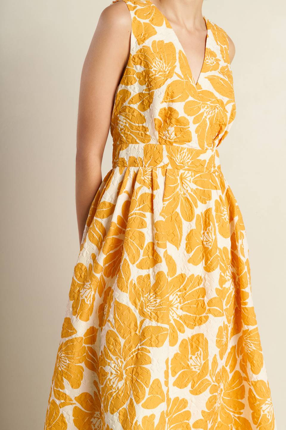 Dress 4887