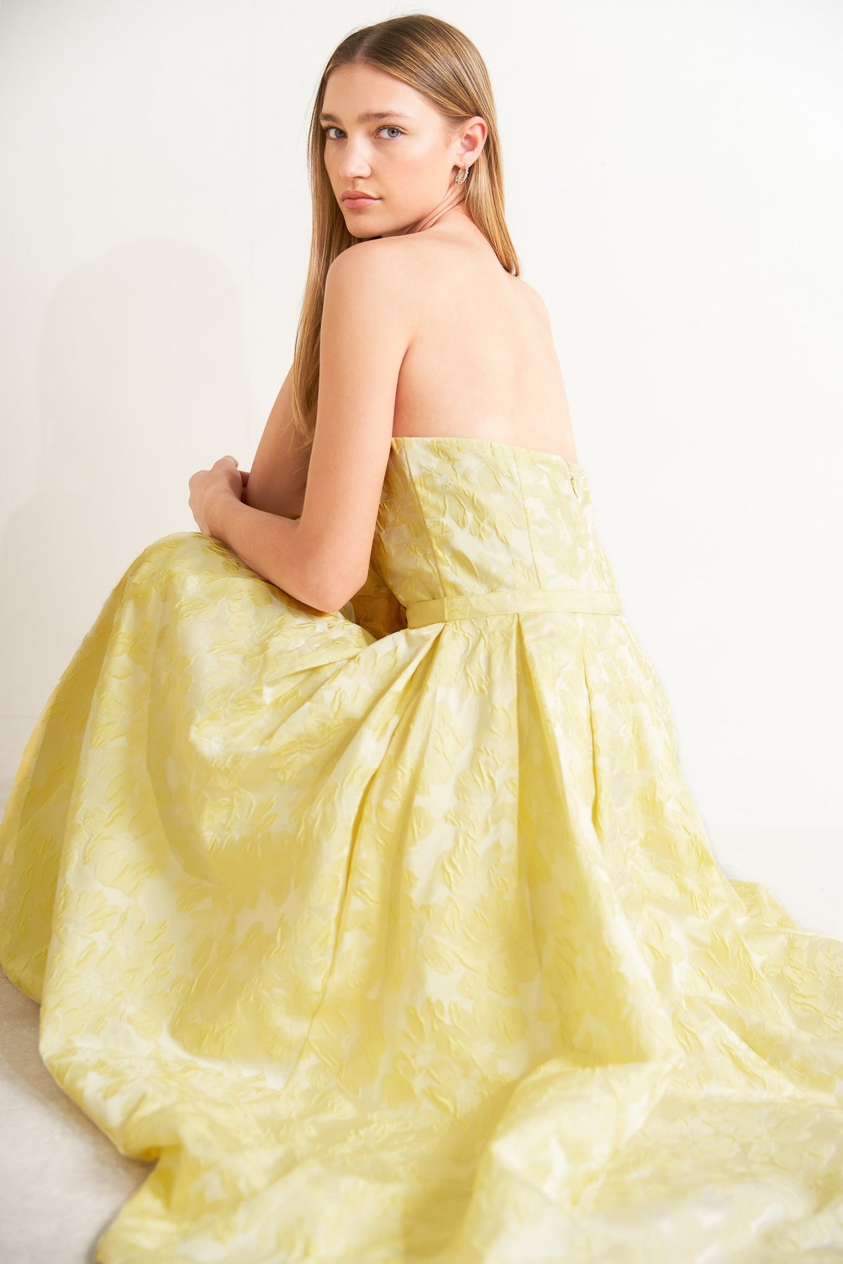 Dress 5744