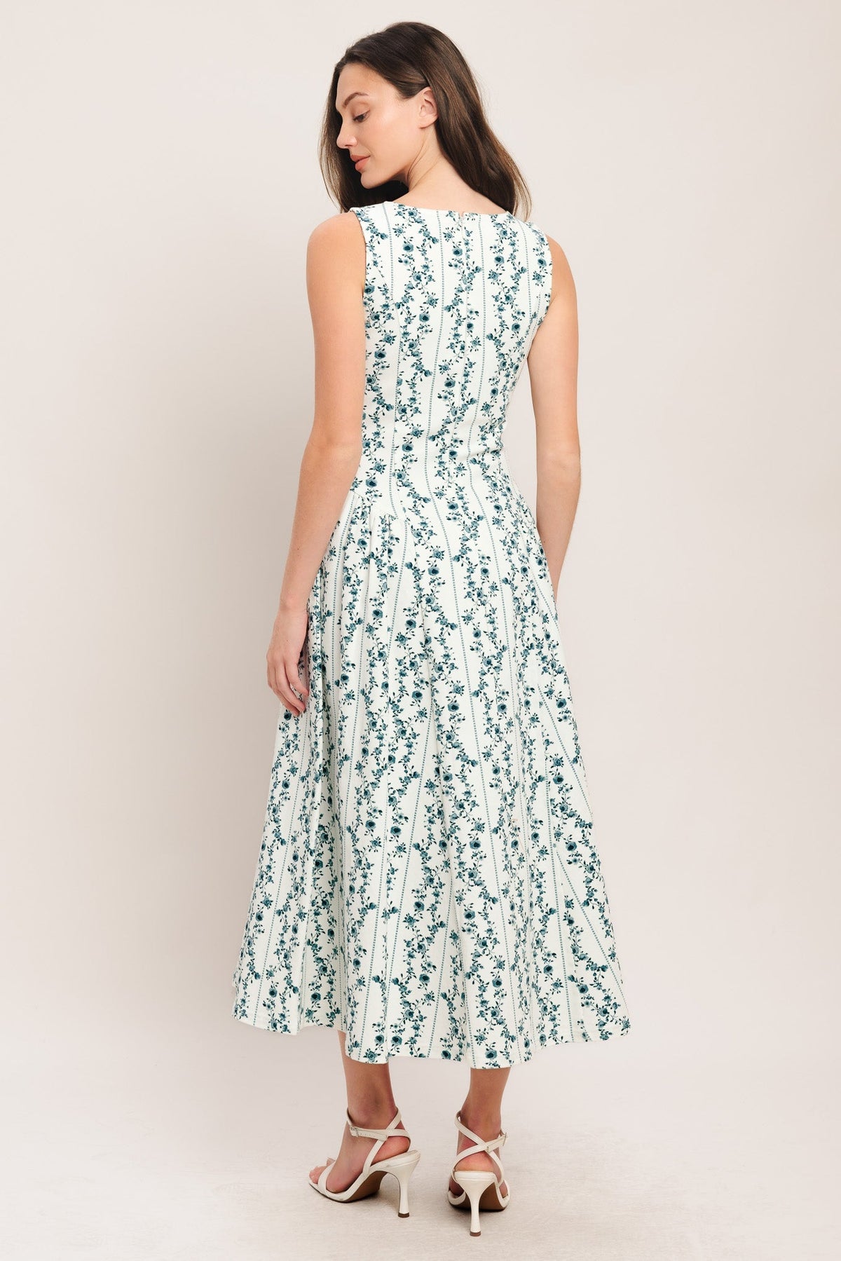 Dress 4737